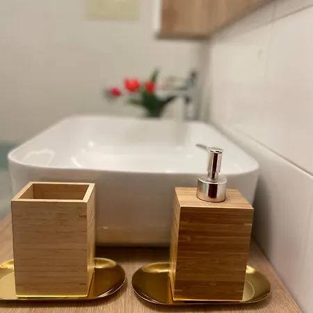 Montecchi House * Verona