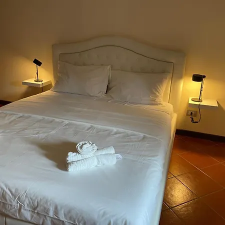 Apartment Montecchi House *