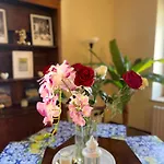 Montecchi House アパート