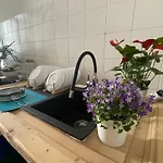 Montecchi House Apartmán *
