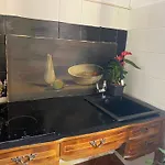 Montecchi House Apartmán *