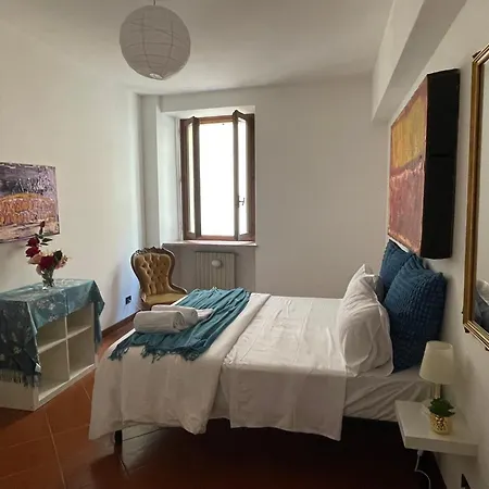 Montecchi House 아파트 *