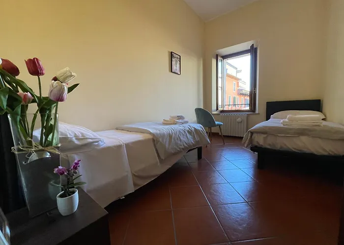 Montecchi House アパート *