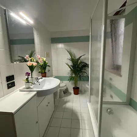 Апартаменты Montecchi House Верона